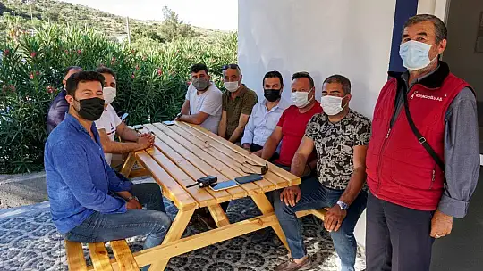 Başkan Aras Görev Başındaki Personelin ve Esnafın Bayramını Kutladı