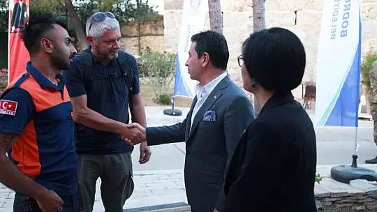 BAŞKAN ARAS, İFTARDA BİRLİK VE BERABERLİK MESAJI VERDİ