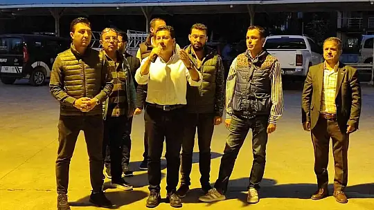 Başkan Aras iftarda yemek servisi yaptı