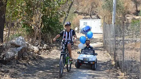 Başkan Oktay'dan küçük Çınar'a sürpriz