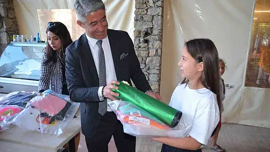 Başkan Oktay Marmaris'e gelen Ukraynalılarla görüştü