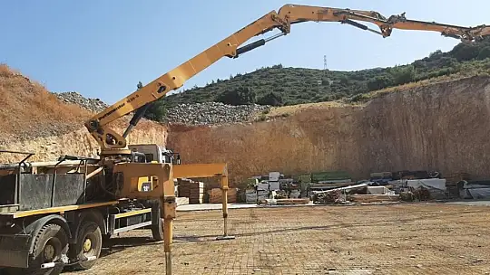 Belediye ekipleri 421 inşaat faaliyeti durdurdu