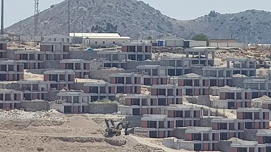 Belediye ekipleri 421 inşaat faaliyeti durdurdu