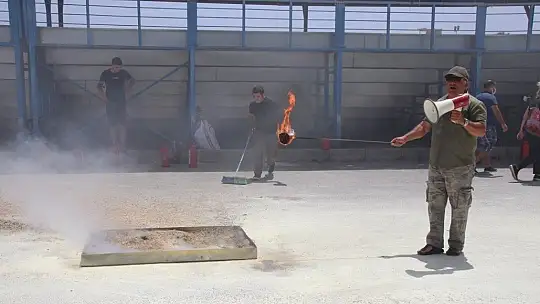 Belediye personeline Temel Yangın Eğitimi verildi