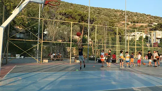 Belediyenin Ücretsiz Yaz Kursları Başladı