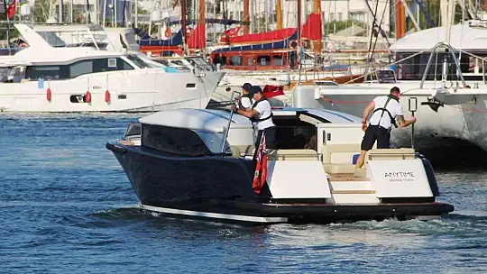 Bill Gates Bodrum Kalesini karış karış gezdi
