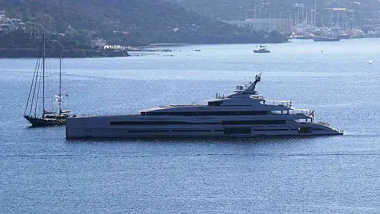 Bill Gates Bodrum Kalesini karış karış gezdi
