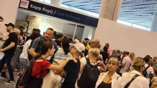 Binlerce valiz Almanya'daki havalimanlarında kaldı