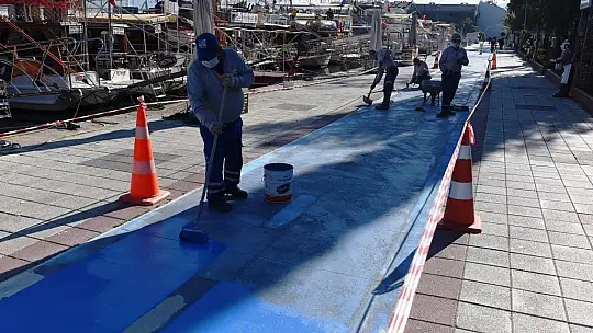 Bisiklet yolunda boyama çalışması başladı