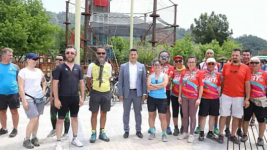 Bisikletseverler Burunucun'da ağırlandı