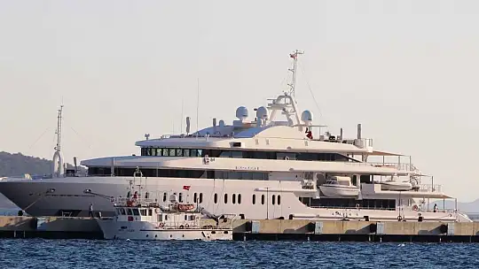 Bodrum'a demir atan 118 milyon dolarlık yüzen sarayın günlük kirası dudak uçuklattı