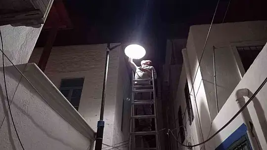 Bodrum Belediyesi elektrik ekipleri kesintisiz çalışıyor