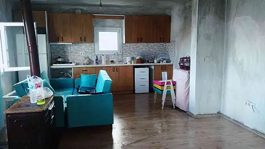 Bodrum Belediyesi'nden yangında zarar gören aileye destek