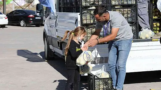 Bodrum Belediyesi üreticiye destek olmaya devam ediyor
