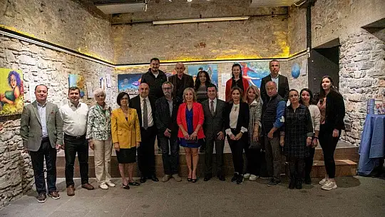 Bodrum'da 'Lara Şarkıları' adlı resim sergisi açıldı