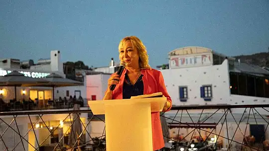 Bodrum'da 'Lara Şarkıları' adlı resim sergisi açıldı