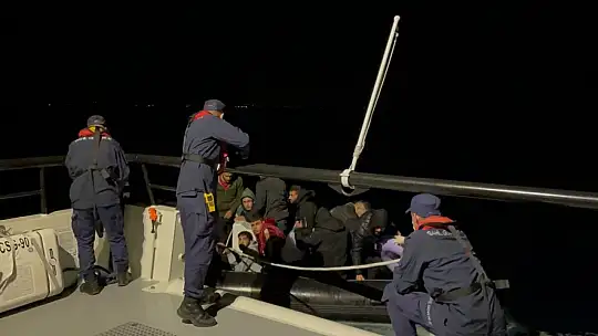 BODRUM'DA 141 DÜZENSİZ GÖÇMEN KURTARILDI, 16'SI YAKALANDI