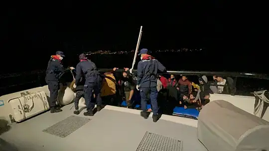 BODRUM'DA 141 DÜZENSİZ GÖÇMEN KURTARILDI, 16'SI YAKALANDI