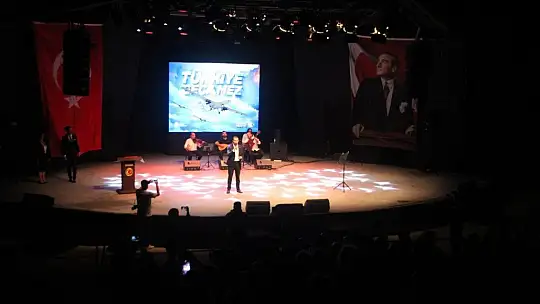 Bodrum'da 15 Temmuz gecesinde şehitler dualarla yad edildi