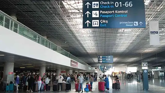 BODRUM'DA BAYRAM TRAFİĞİ BAŞLADI