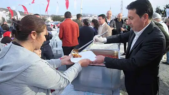 Bodrum'da binlerce kişi aynı sofrada buluştu