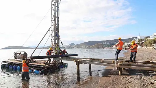 Bodrum'da kaçak iskeleler teker teker yıkılıyor