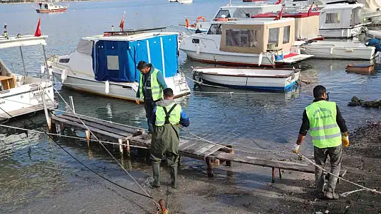 Bodrum'da kaçak iskeleler yıkılıyor