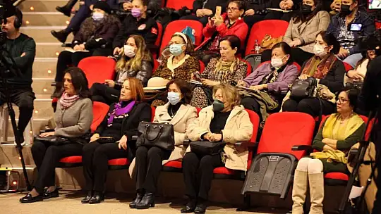 Bodrum'da Mor Cepken Şöleni