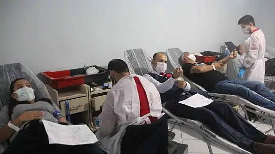 Bodrum'da öğretmenlerden kan bağışı