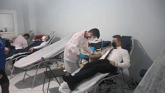 Bodrum'da öğretmenlerden kan bağışı