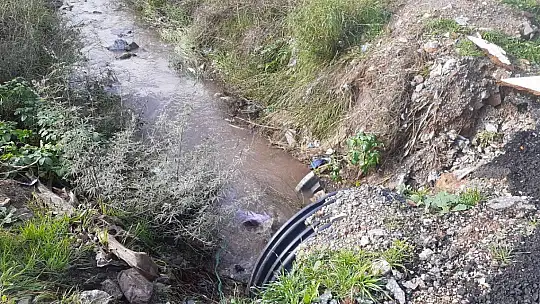 Bodrum'da sağanak yağmur sonrası temizlik çalışması başlatıldı