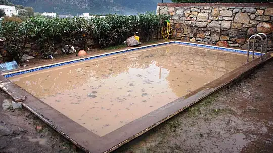 Bodrum'da sel mağdurlarının yaraları sarılıyor