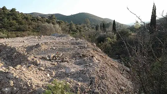 Bodrum'da yanan ormanlık alan kaçak hafriyatla doldu