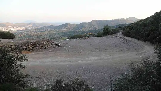 Bodrum'da yanan ormanlık alan kaçak hafriyatla doldu