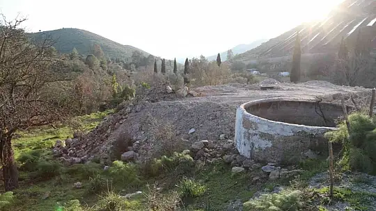 Bodrum'da yanan ormanlık alan kaçak hafriyatla doldu