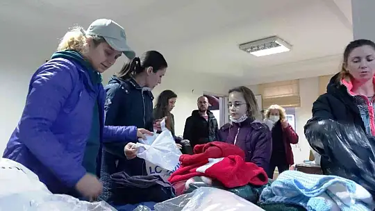 Bodrum'da yaşayan Ukraynalılar seferber oldu yardım yağıyor