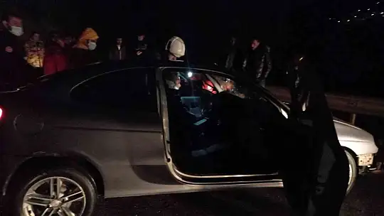 Bodrum'daki kazada araçta sıkışan sürücü güçlükle kurtarıldı