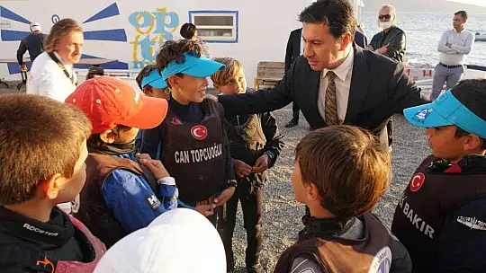 Bodrum'daki yelken yarışları ödül töreniyle sona erdi