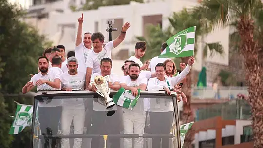 Bodrum sokakları yeşil-beyaz oldu