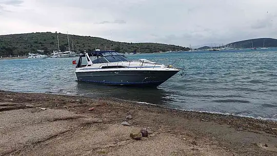 Bodrum'u fırtına vurdu, milyon dolarlık tekneler denize gömüldü, bazı tekneler karaya oturdu