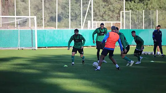 BODRUMSPOR ZİRVE MÜCADELESİNE ORTAK OLMAK İÇİN GALİBİYETE ODAKLANDI