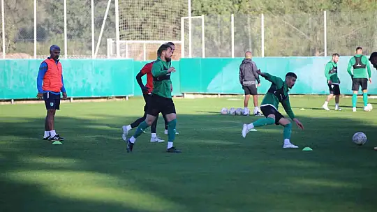 BODRUMSPOR ZİRVE MÜCADELESİNE ORTAK OLMAK İÇİN GALİBİYETE ODAKLANDI