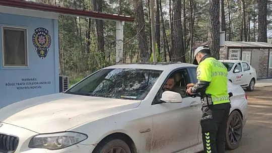 Bölge trafik ekipleri 1 saatte 30 bin lira radar cezası kesti