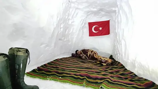 Bu kardan ev, Kutup'ta değil Muğla'da