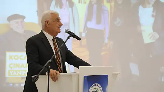 Yaşlı Çınarlar Doyasıya Eğlendi