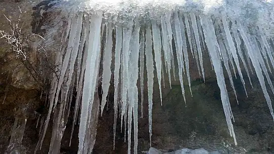 Buz tutan kanyonun görsel şöleni büyüledi