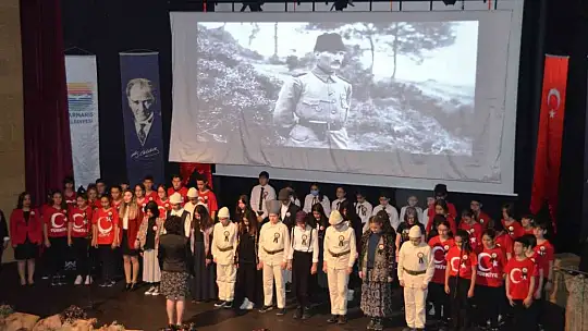 Çanakkale Zaferi Marmaris'te törenlerle kutlandı