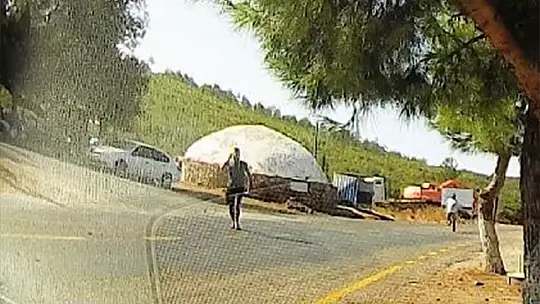 Çiftin ağır yaralandığı kaza, araç kamerasına yansıdı
