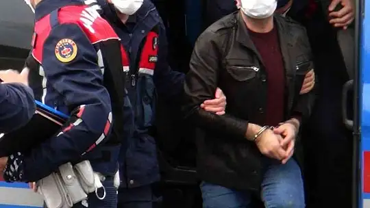 Cinayet zanlısı adliyeye sevk edildi