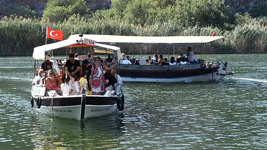 Dalyan'da bayram yoğunluğu başladı